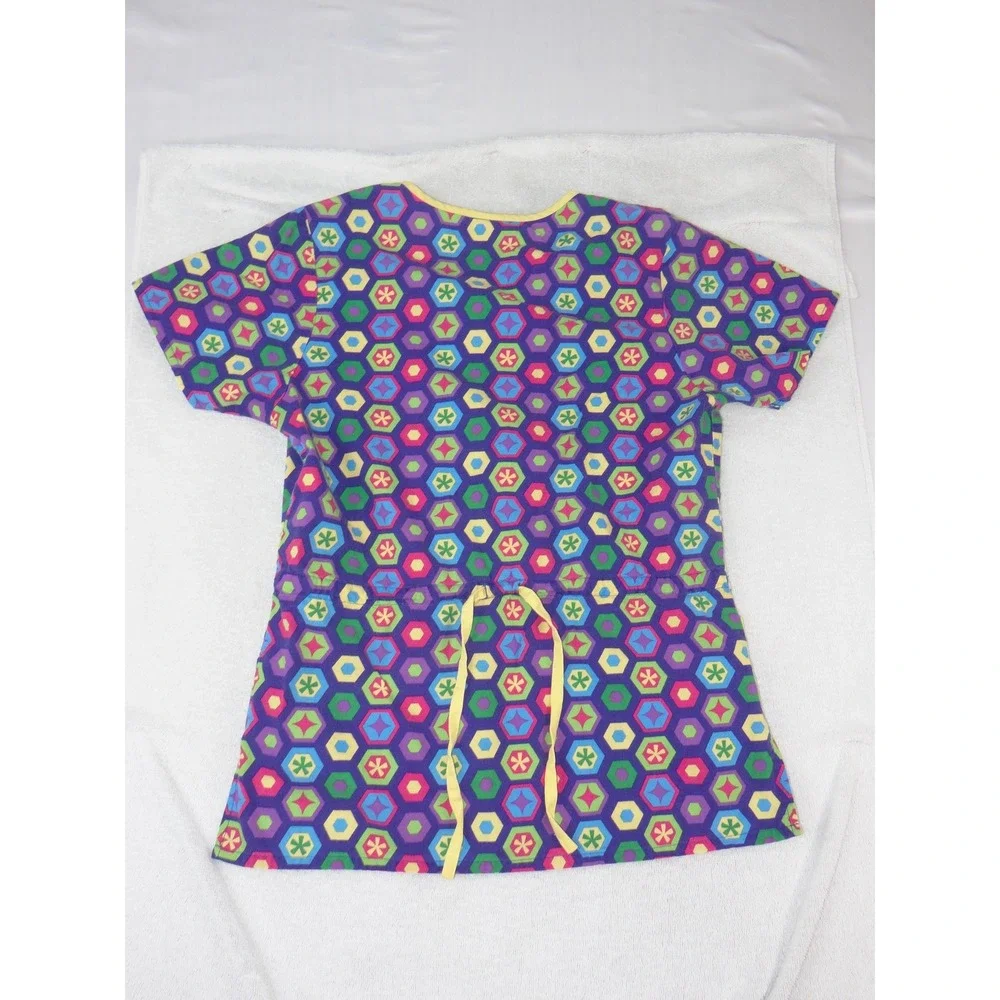 Dickies Womens XS Scrub Top Purple Geometric Hexagon Mock Wrap V-Neck Back Tie